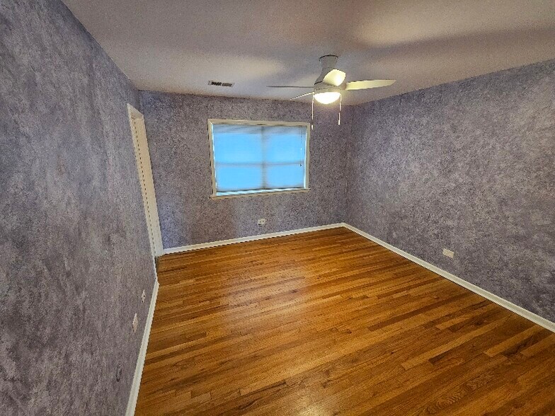 Building Photo - 229 Johnson St