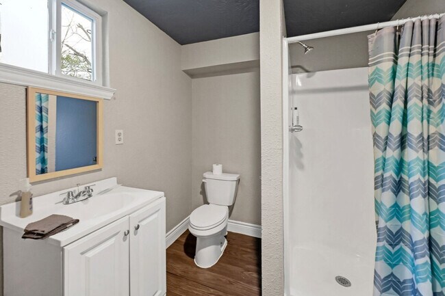 Building Photo - 6335 Tall Willow Dr
