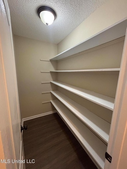 Building Photo - 1705 Cedar Lake Cove