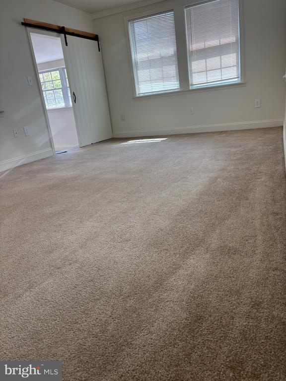 Building Photo - 221 Summit Ave