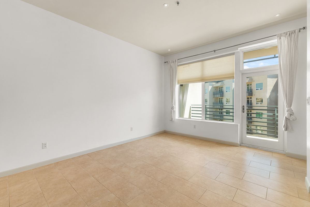 Building Photo - 17902 La Cantera Pkwy