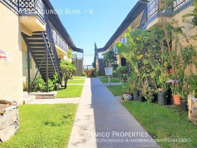 Building Photo - 1926 W El Segundo Blvd