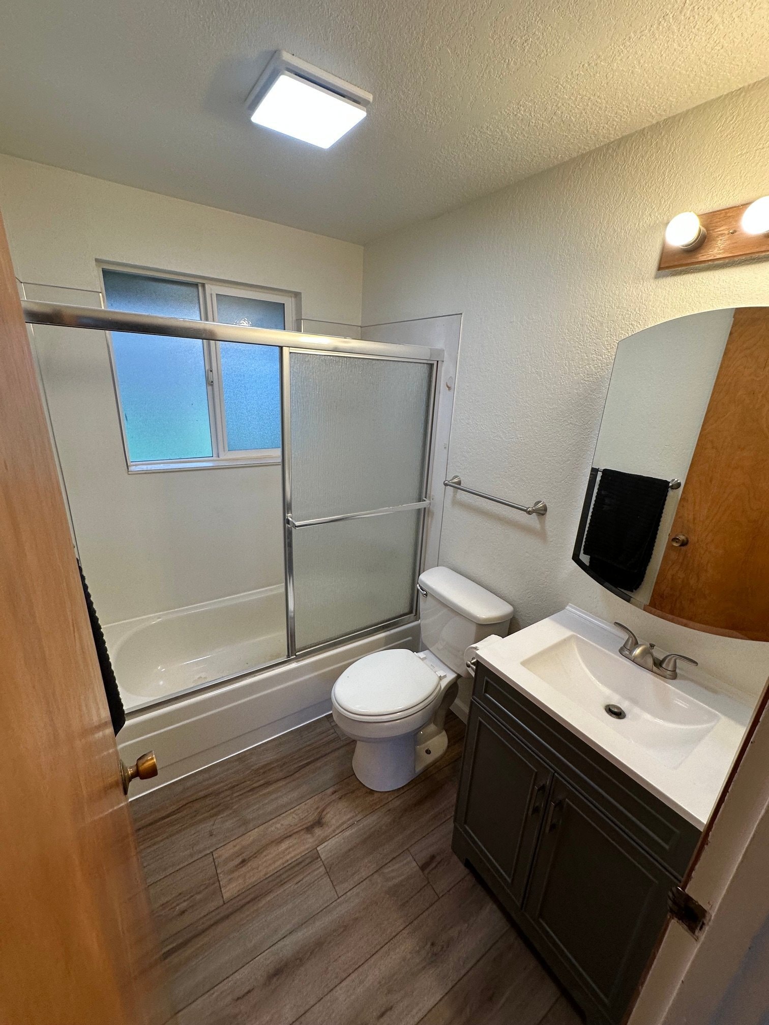 Building Photo - 107 N St SE