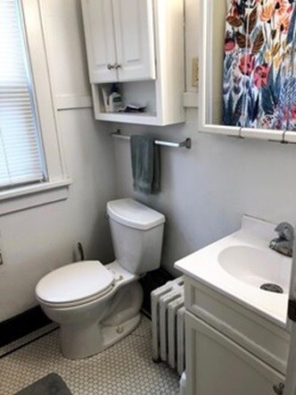 Building Photo - 117 N Bedford St