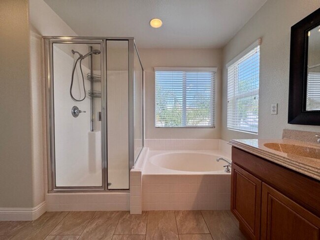 Building Photo - 4 bedroom Tierra Shores home for LEASE in ...