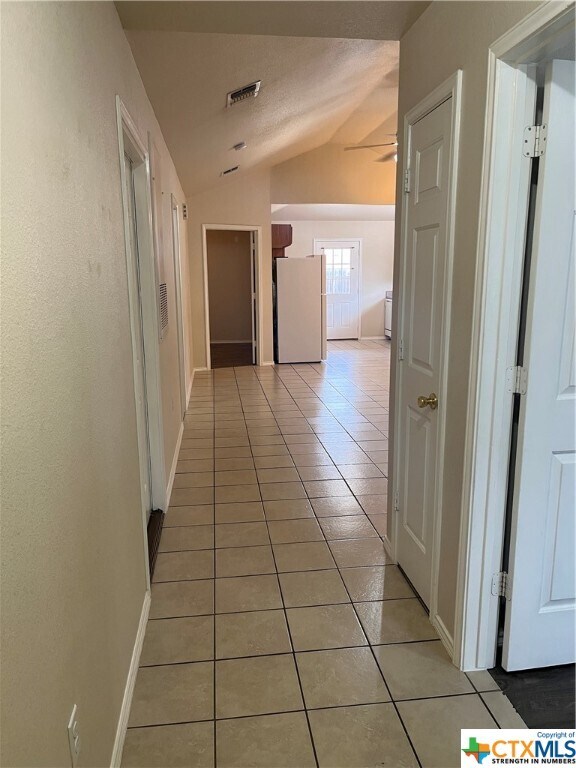 Building Photo - 1031 Helen Dr