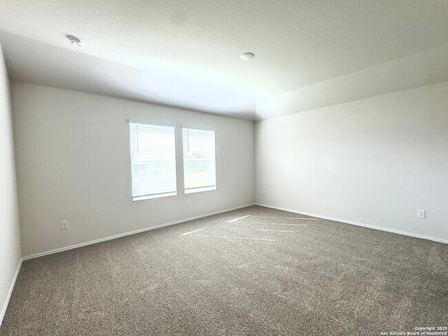 Building Photo - 349 Trent Dr