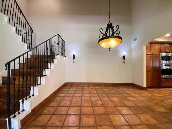 Building Photo - 13 Swiftwater Trail