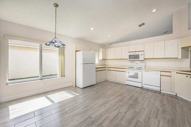 Building Photo - 5148 Rosen Blvd