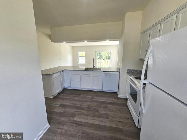Building Photo - 124 Bay Hill Ln