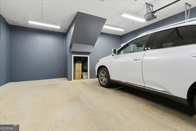 Building Photo - 1150 Collier Rd NW