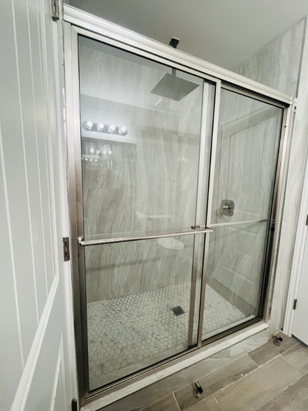 Building Photo - 1810 Atrium Pl Dr