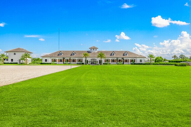 Building Photo - 5181 Lasso Wy