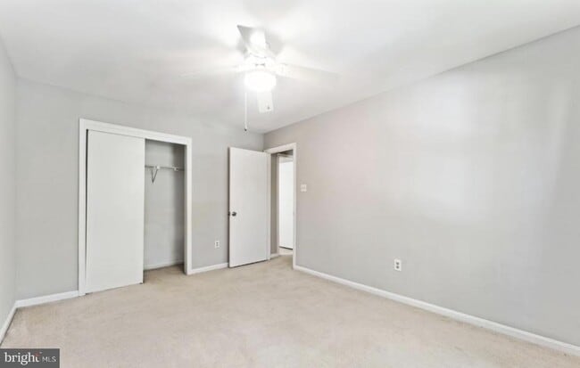 Building Photo - 8746 Ruppert Ct