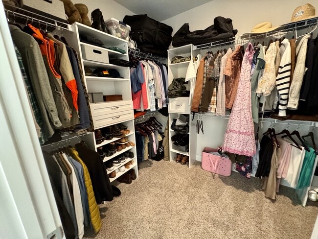 Building Photo - 4007 Amble Wy