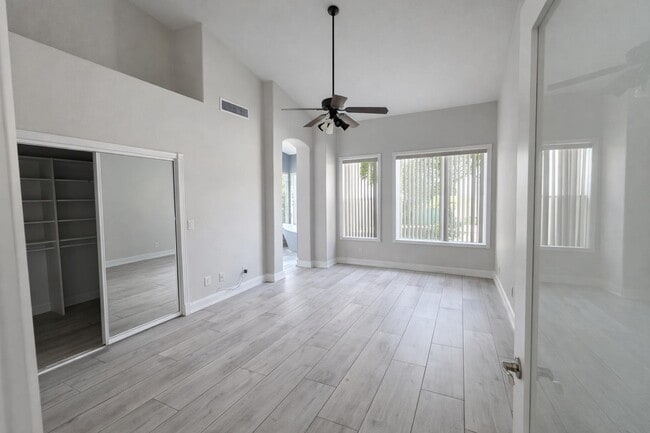 Building Photo - 4338 E Desert Marigold Dr