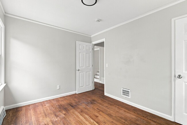 Building Photo - 8845 Canyon St