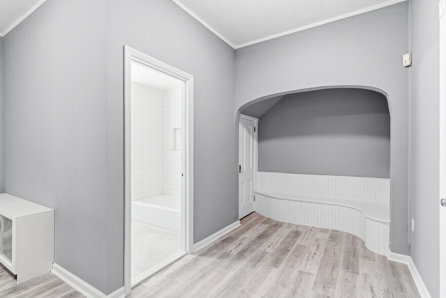 Building Photo - 20 McGregor Ave