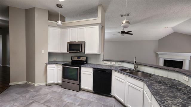 Building Photo - 3408 Mosswood Dr