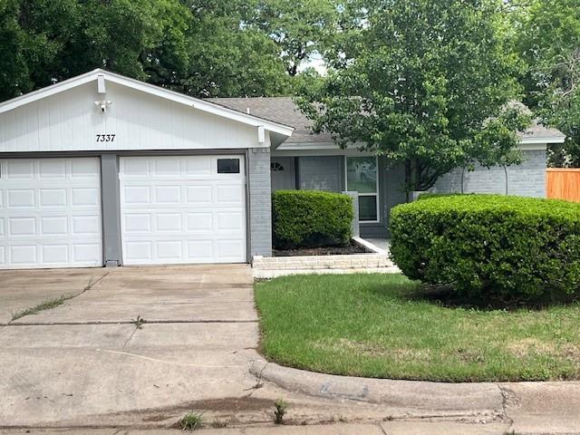 Building Photo - 7337 Woodbridge Dr
