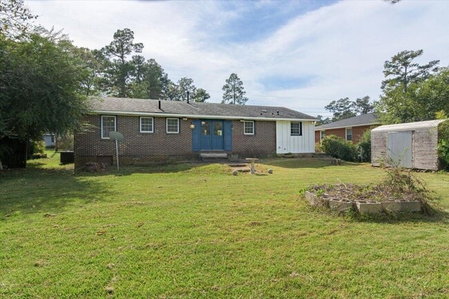Building Photo - 2615 Springwood Dr