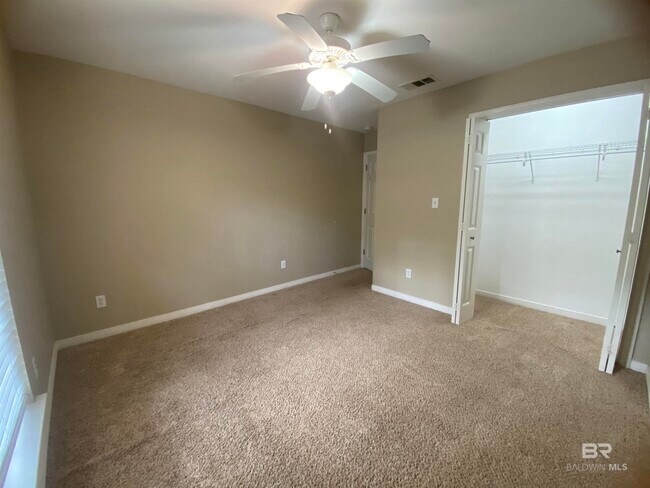 Building Photo - 9734 N Bayou Rd