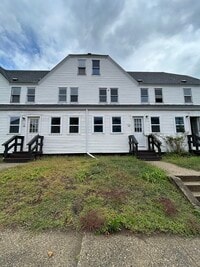 Building Photo - 36 Overlook St
