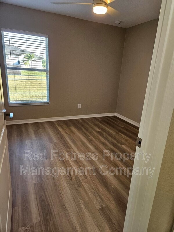 Building Photo - 1108 NW 21st Pl