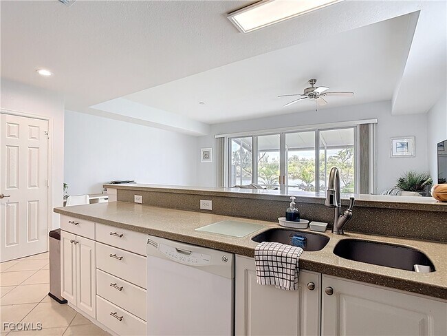 Building Photo - 13140 Broadhurst Loop