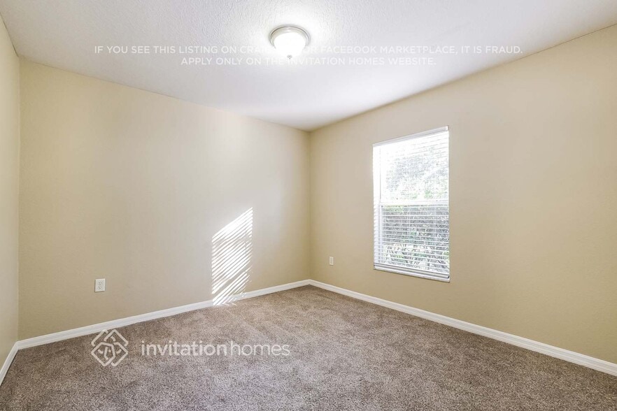 Building Photo - 4736 Robin Dr