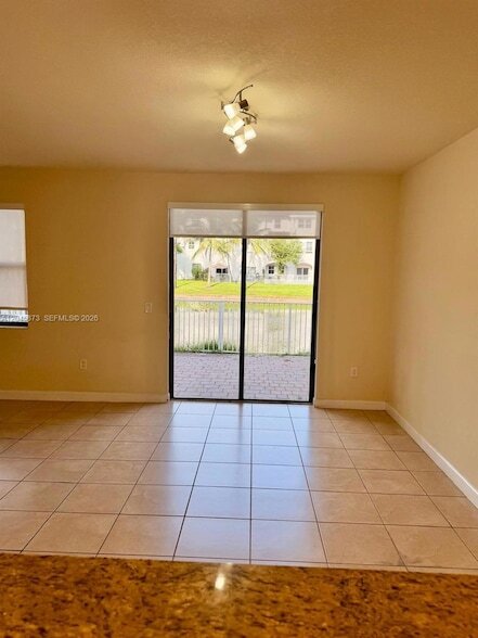 Building Photo - 8965 NW 98th Ave