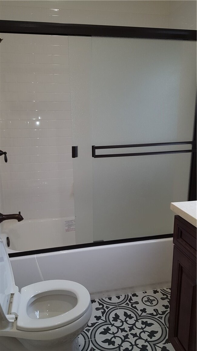 Building Photo - 57 Pomona Ave