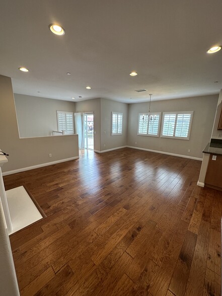 Building Photo - 715 Garonne St