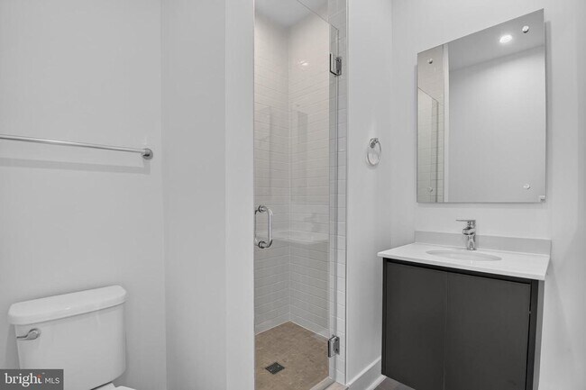 Building Photo - 5015 Dulcet Dr W