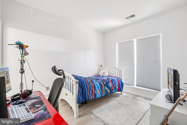 Building Photo - 11322 Westbrook Mill Ln