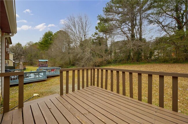 Building Photo - 805 Arbor Hill Dr