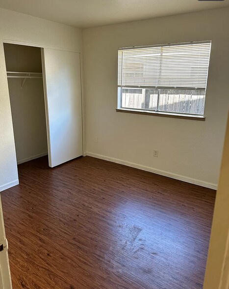 Building Photo - 2706 Plantation Pl