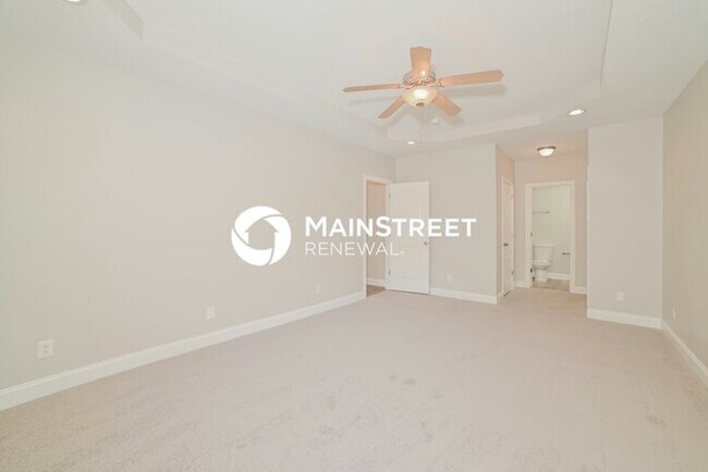 Building Photo - 3 Bedroom Pet-Friendly Home in Corryton, TN with Main Street Renewal