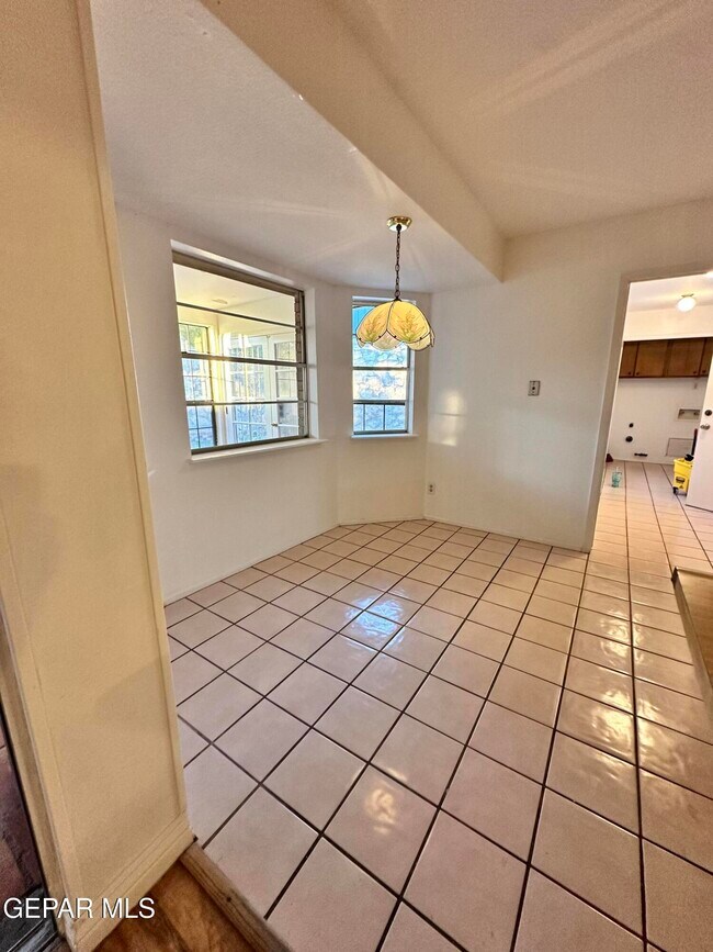 Building Photo - 1309 Lonewood Dr