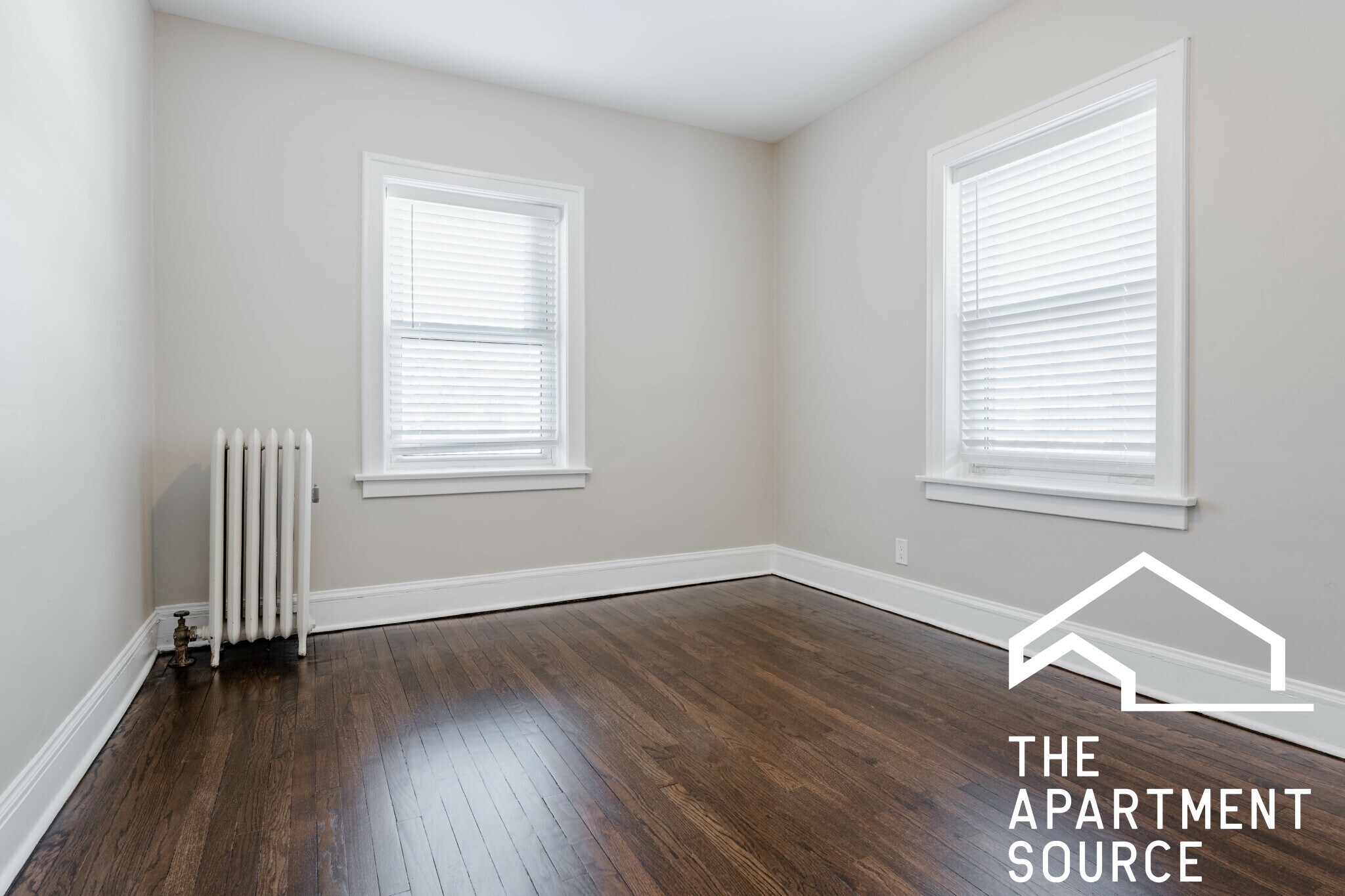 Building Photo - 1606 W Berwyn Ave