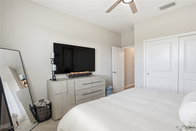 Building Photo - 11851 Venetian Lagoon Dr