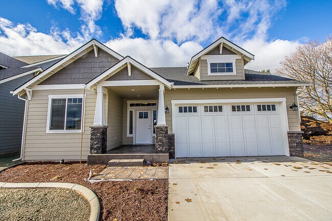 Building Photo - 8013 N Hibiscus Ln