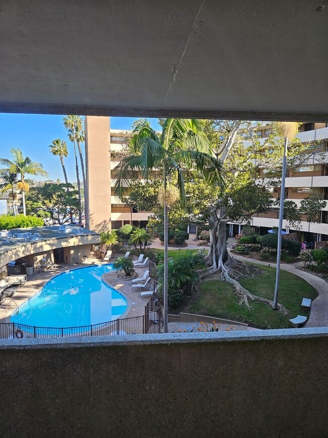 Building Photo - Live at Le Rondelet - Two Bedrooms and Views!