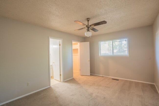 Building Photo - 6119 S Troost Ave