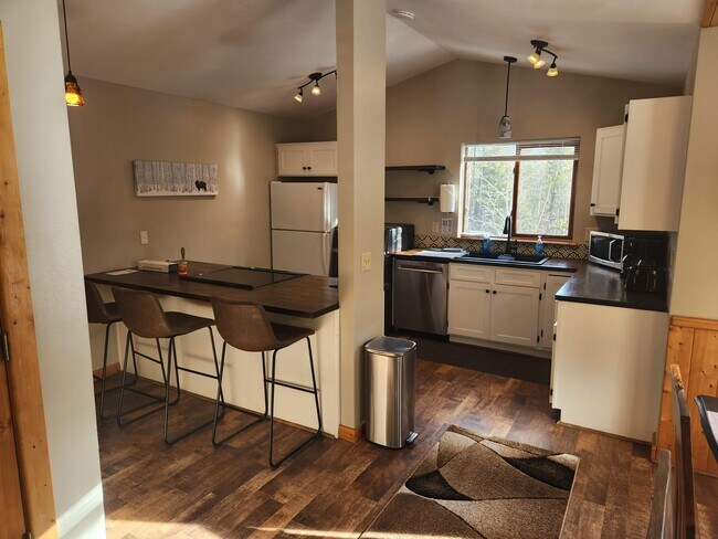 Building Photo - 4603 Co Rd 1