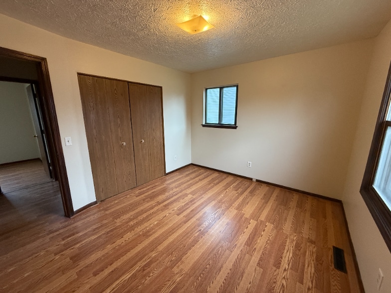 Building Photo - 5814 Laporte Dr