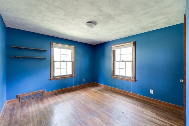 Building Photo - 69 Aldrich Dr