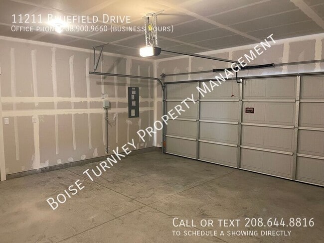 Building Photo - 11211 Bluefield Dr