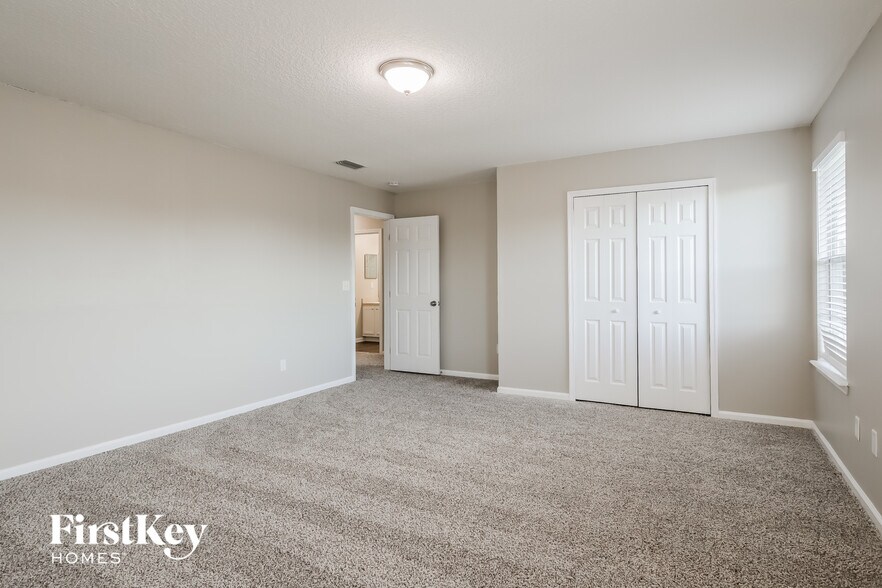 Building Photo - 1240 Loquat Ct