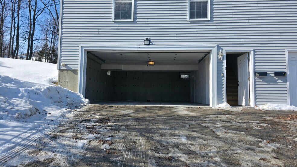 Building Photo - 1 Rosamond St